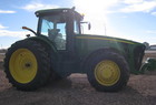 2010 John Deere 8270R