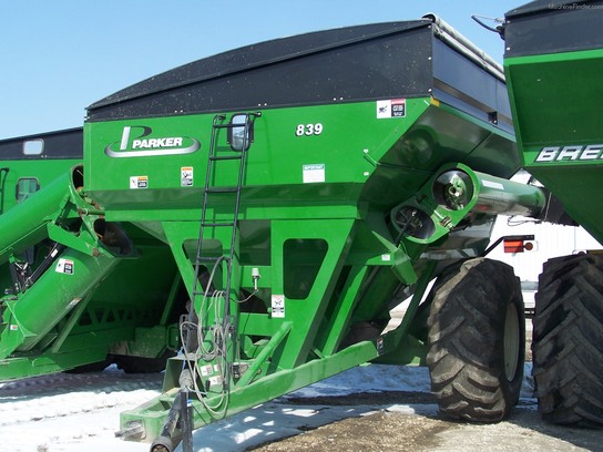 2010 Parker 839