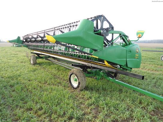 2004 John Deere 630F