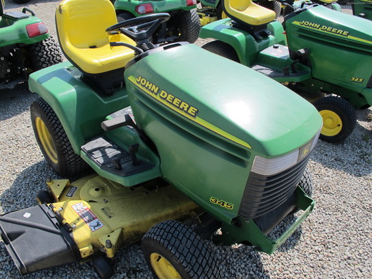 1996 John Deere 345