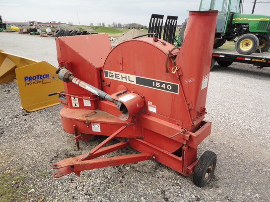  Gehl FB1540