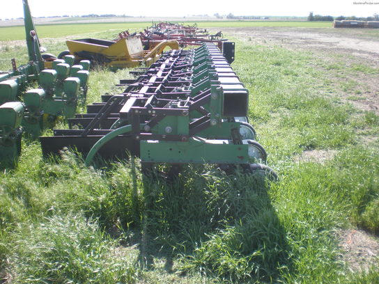  John Deere 8 ROW