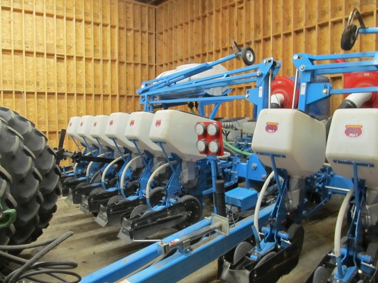 2008 Monosem 24 Row