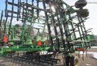 2011 John Deere 2210