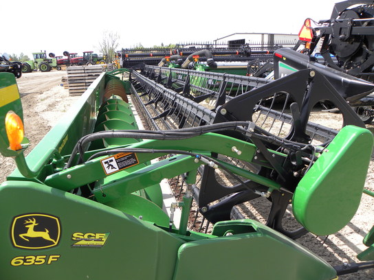 2008 John Deere 635F