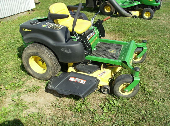 2008 John Deere Z425