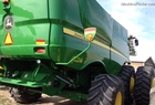 2012 John Deere S690