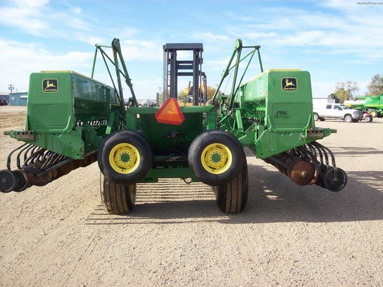  John Deere 515