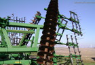 2000 John Deere 637