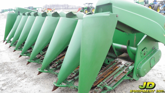 2004 John Deere 893