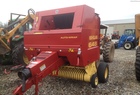  New Holland 648