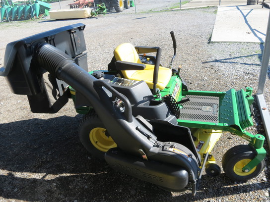 2011 John Deere Z425
