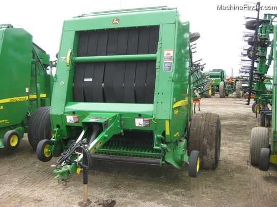 2011 John Deere 568