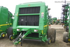2011 John Deere 568