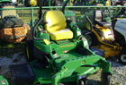 2011 John Deere Z925A
