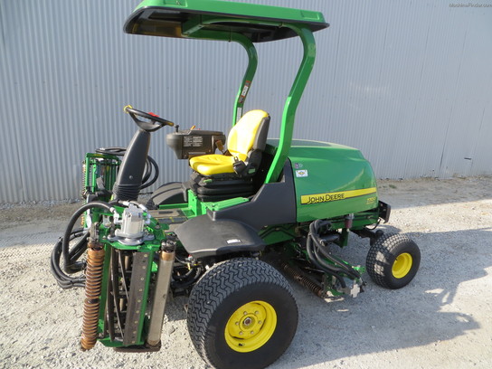 2009 John Deere 7700