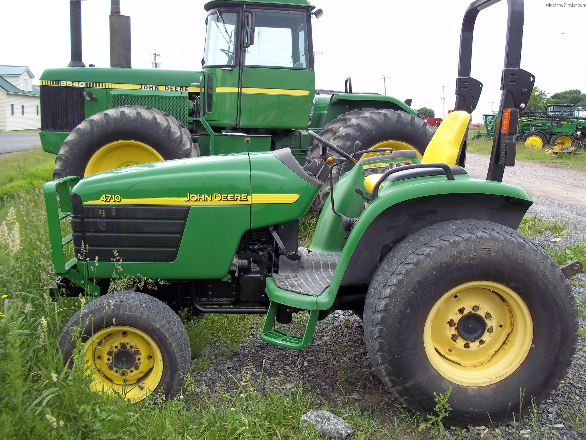 2003 John Deere 4710 Tractors Compact (140hp.) John Deere