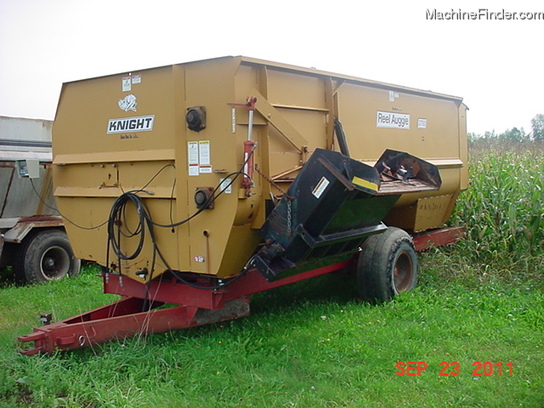 2004 Knight 3700