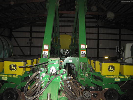 2012 John Deere 1770NT CCS 24-30