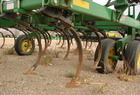 2005 John Deere 2210