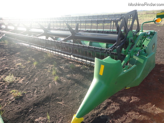 2004 John Deere 635F