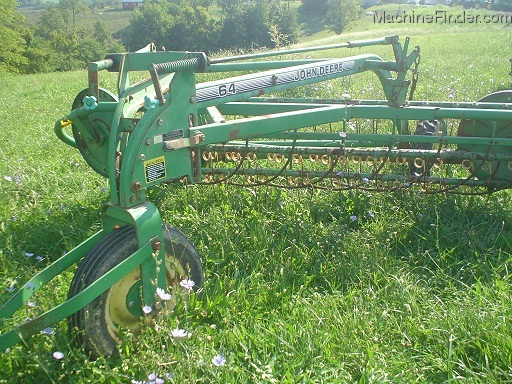 2005 John Deere 64