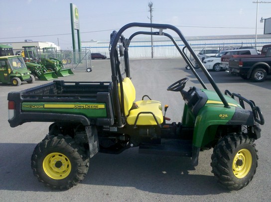 2011 John Deere XUV 825i