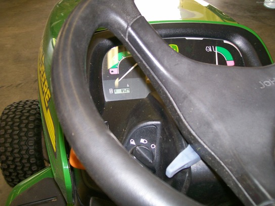 2003 John Deere X585