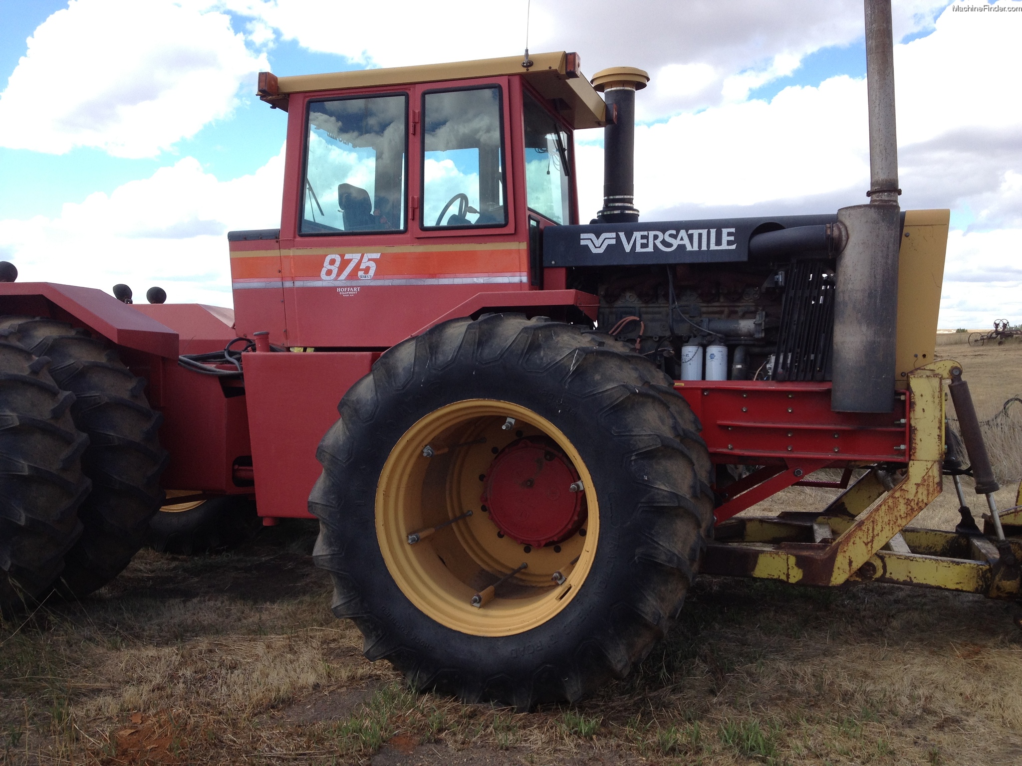 1984 Versatile 875 Tractors Articulated 4WD John Deere MachineFinder