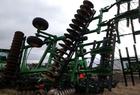 2012 John Deere 637