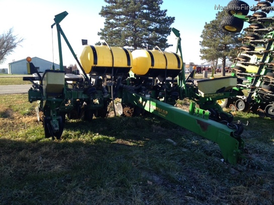1999 John Deere 1760