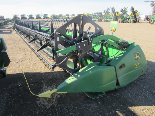 2005 John Deere 635F