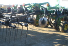 2012 John Deere 2700