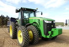 2012 John Deere 8260R