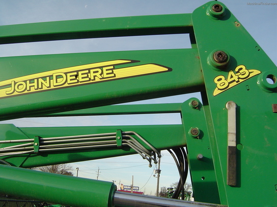 2008 John Deere 843