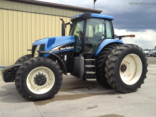 2003 New Holland TG255