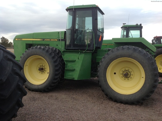 1990 John Deere 8760