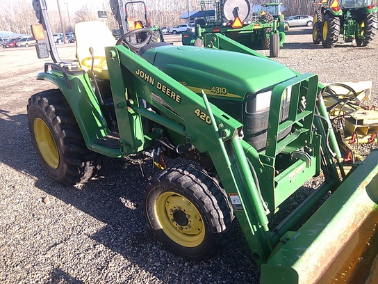 2004 John Deere 4310
