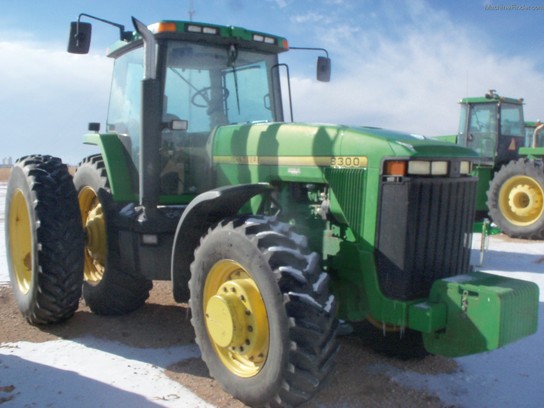 1994 John Deere 8300
