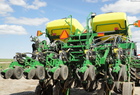 2010 John Deere 1790