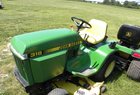  John Deere 318