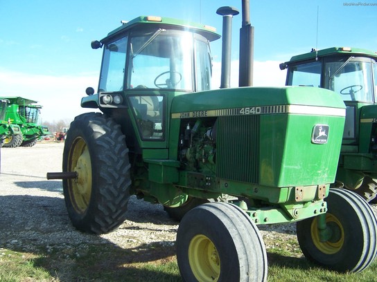 1982 John Deere 4640