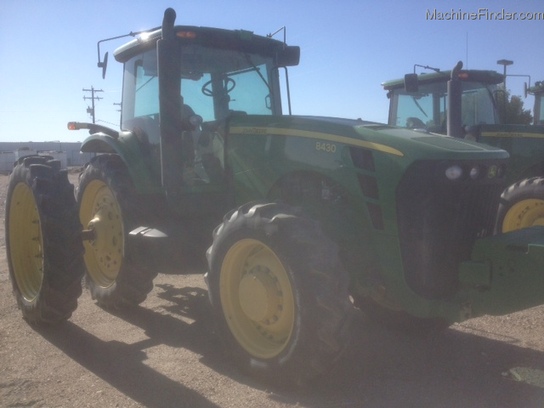  John Deere 8430