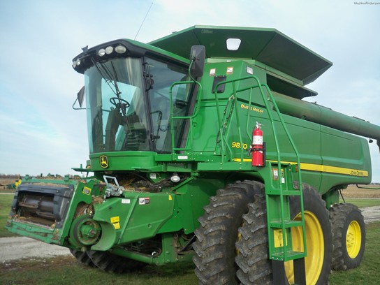 2009 John Deere 9870