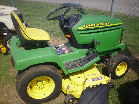 1996 John Deere 345