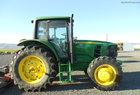 2011 John Deere 7130