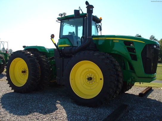 2009 John Deere 9230