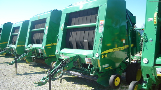 2008 John Deere 568