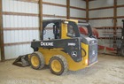 2010 John Deere 318D