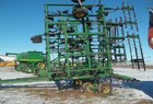 1996 John Deere 685